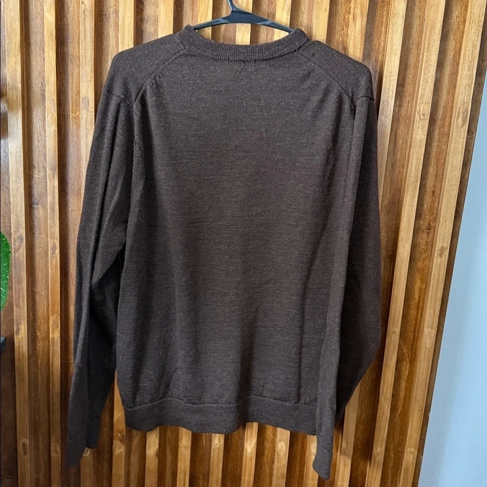 Gap Y2K 100% Merino Wool V neck Unisex Sweater. Size L